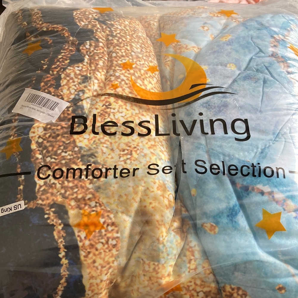 Bless living comforter set